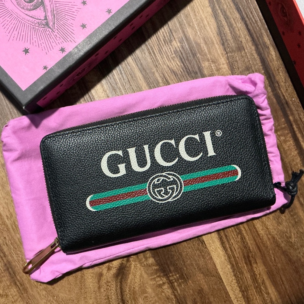 Gucci wallet